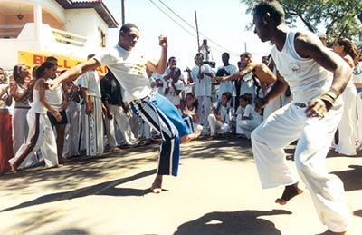 capoeira-demonstration